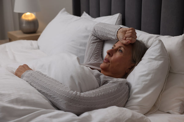 Les changements hormonaux et leur influence sur le sommeil à la cinquantaine