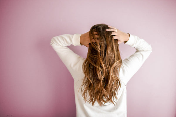 Comment prévenir efficacement la perte des cheveux ?