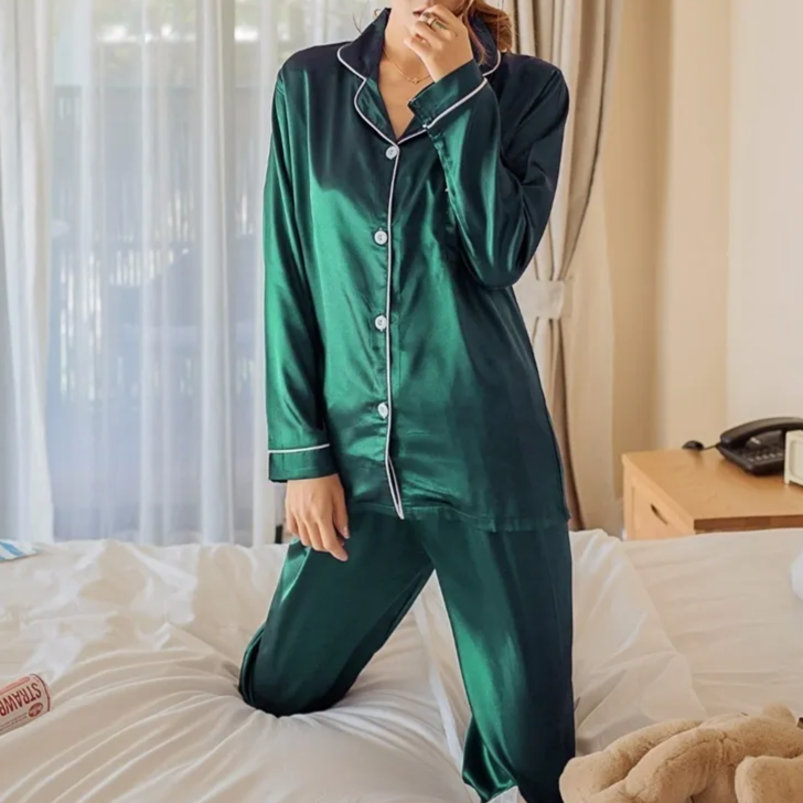 Pyjama en satin Femme