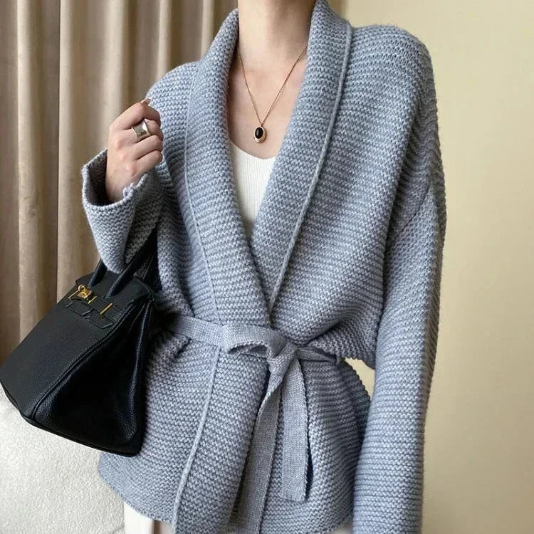 Cardigan en maille avec ceinture à nouer