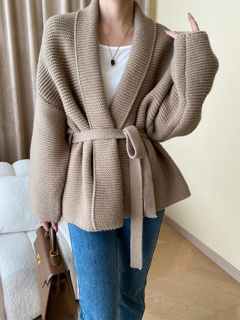 Cardigan en maille avec ceinture à nouer