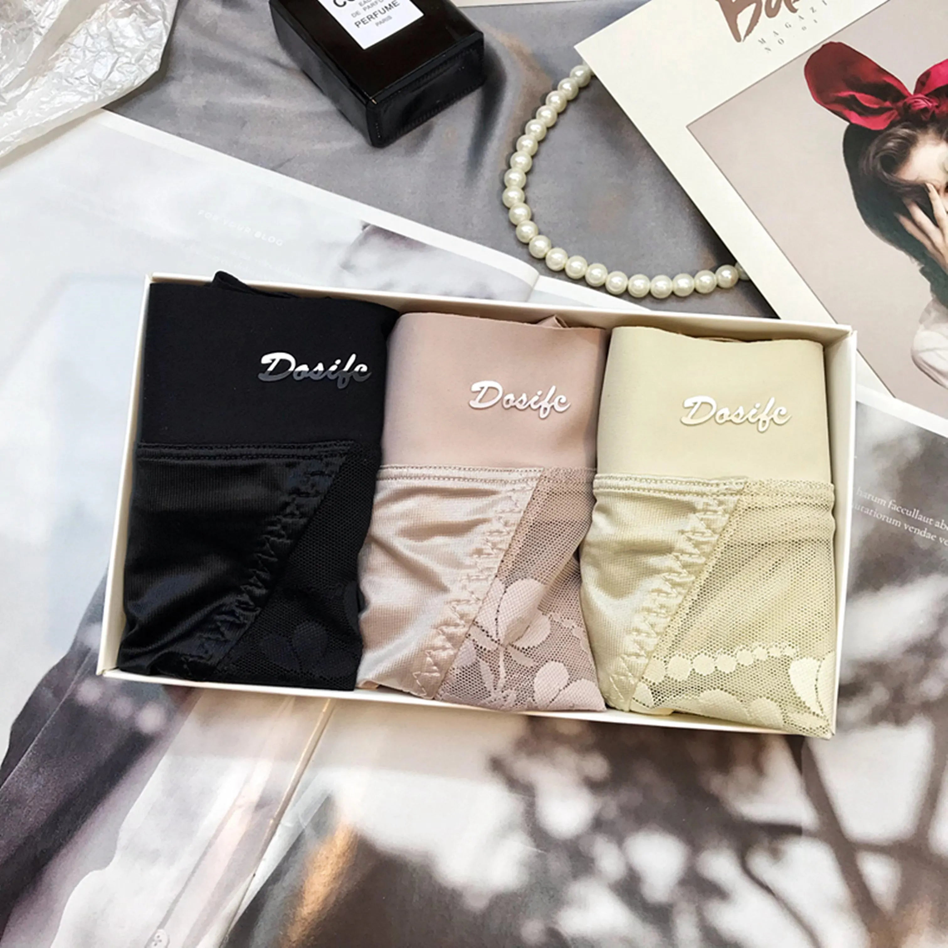Lot de 3 Culottes Sexy en Soie Glacée et Dentelle Florale