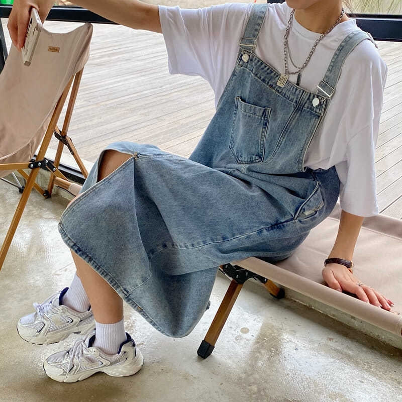 Robe Salopette en Jean Longue avec Poche Avant