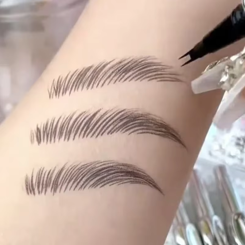 Brow Pen - Feutre à Sourcils Effet Microblading Poil à Poil