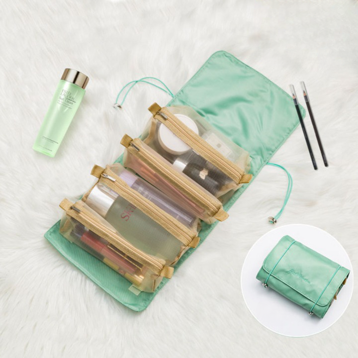 Trousse de toilette 4 en 1